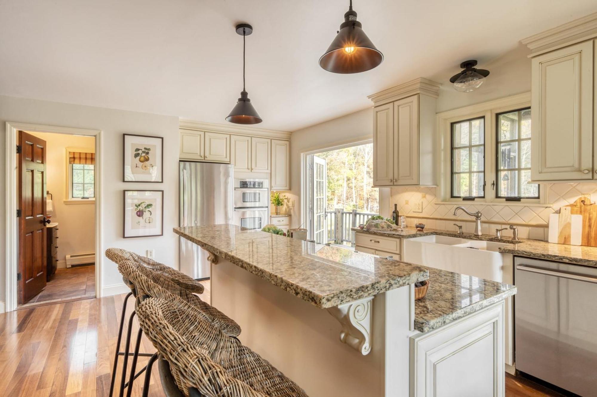 Cortland By Avantstay Charming Heritage Estate W Private Lake Pool Согертис Екстериор снимка
